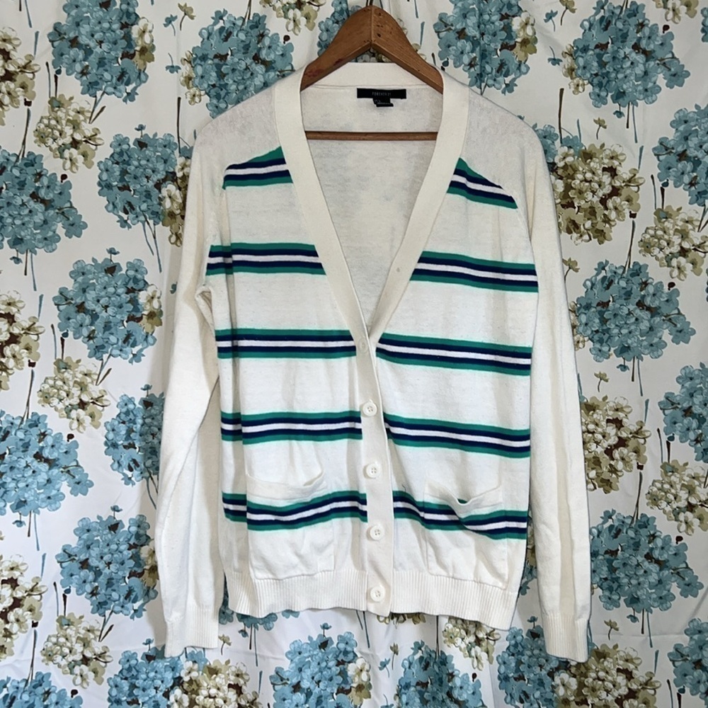 Forever 21 stripped white cardigan - Picture 2 of 11